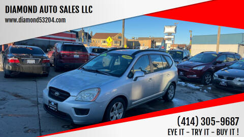 2008 Kia Rondo for sale at DIAMOND AUTO SALES LLC in Milwaukee WI