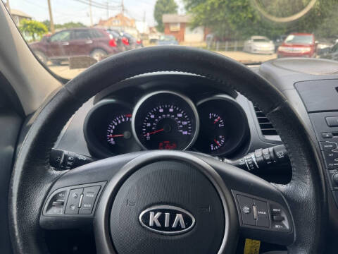 2012 Kia Soul +