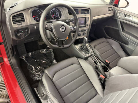 2015 Volkswagen Golf