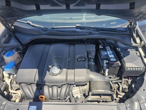 2012 Volkswagen Golf 2.5L PZEV