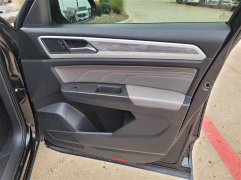 2023 Volkswagen Atlas Cross Sport SE