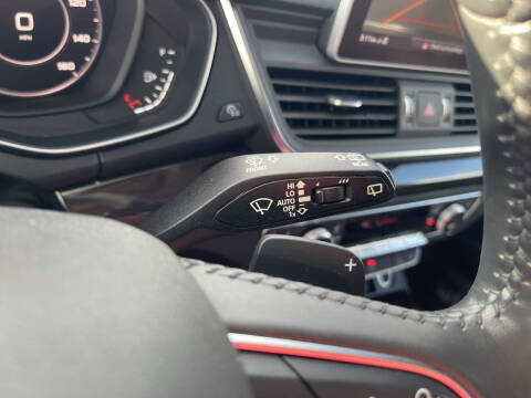 2019 Audi Q5 quattro Prestige 45 TFSI