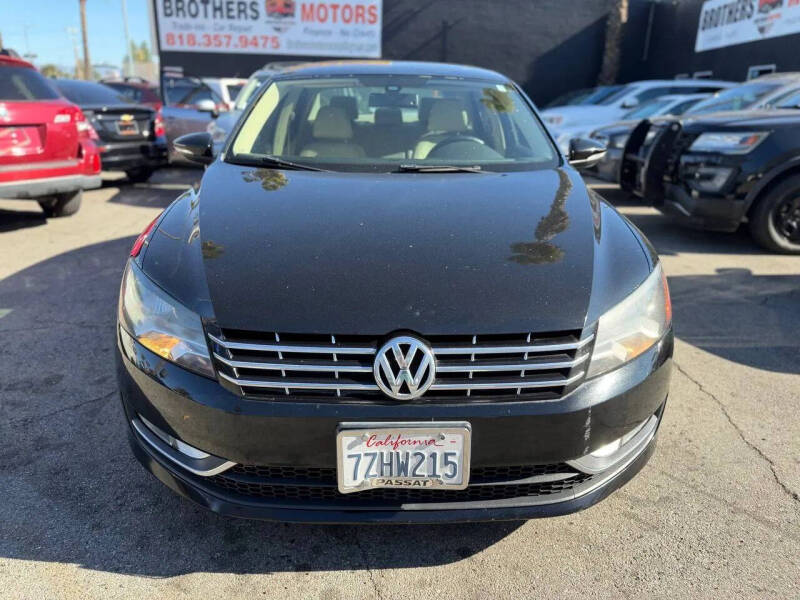 2012 Volkswagen Passat SEL Premium PZEV