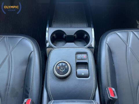 2022 Ford Mustang Mach-E Select