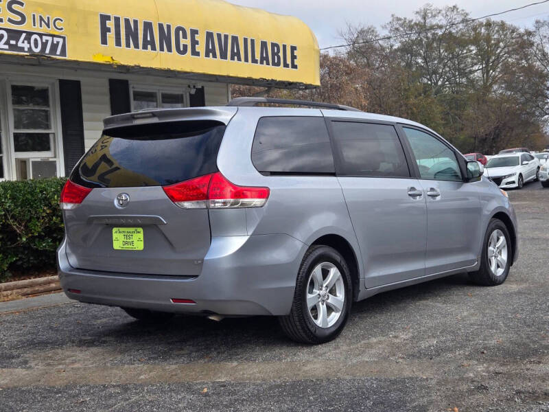 2012 Toyota Sienna