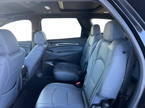 2022 Buick Enclave Essence