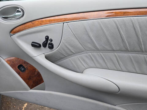 2004 Mercedes-Benz CLK CLK 320