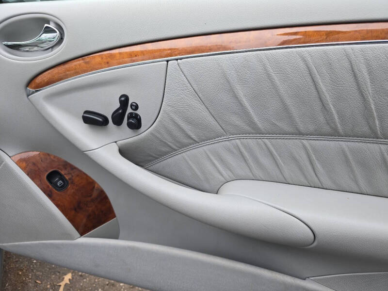 2004 Mercedes-Benz CLK CLK 320