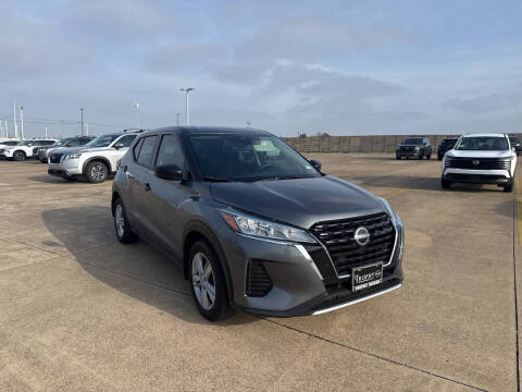 2024 Nissan Kicks S