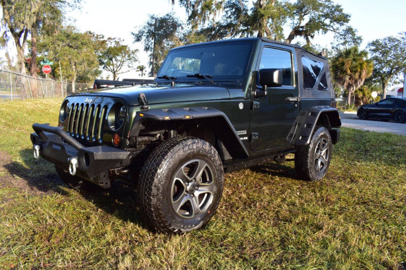 2011 Jeep Wrangler null photo 9