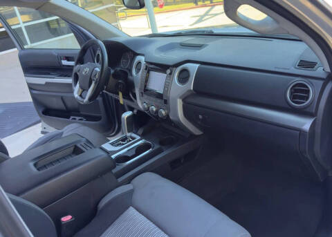 2016 Toyota Tundra SR5