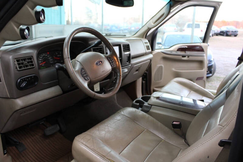 2004 Ford Excursion Limited