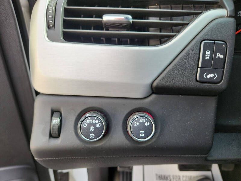 2016 GMC Yukon XL SLE