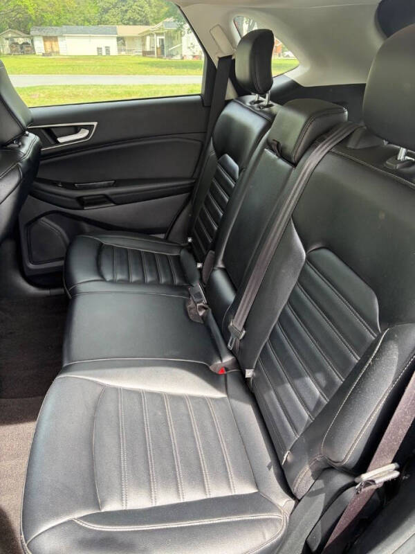 2020 Ford Edge SEL