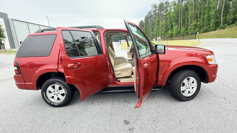 2010 Ford Explorer XLT