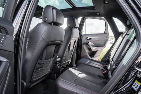 2025 Audi Q3 quattro S line Prem Plus 45 TFSI