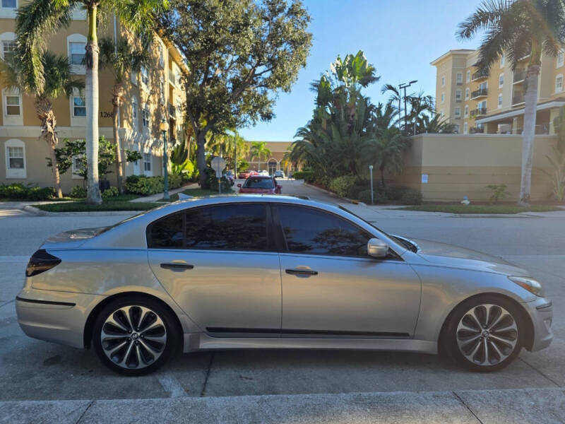 2012 Hyundai Genesis 5.0L R-Spec