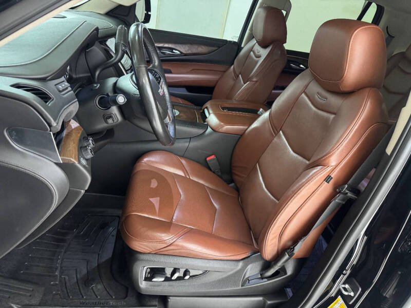 2020 Cadillac Escalade Premium Luxury