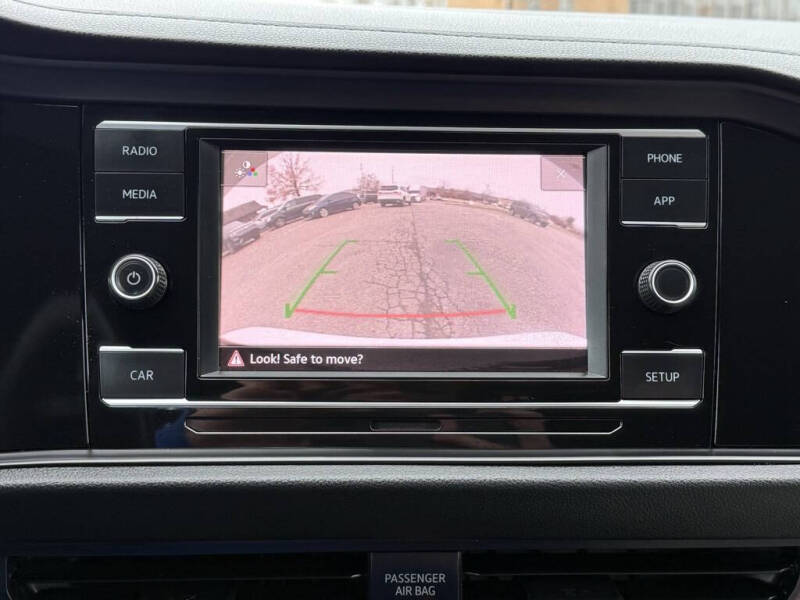 2019 Volkswagen Jetta R-Line