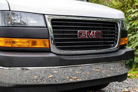 2023 GMC Savana 2500