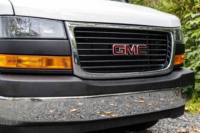 2023 GMC Savana 2500