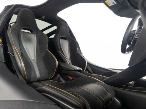 2021 McLaren 720S Performance