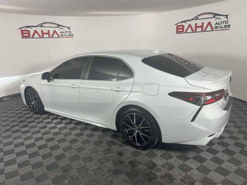 2022 Toyota Camry Hybrid