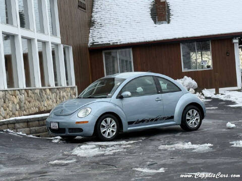 2009 Volkswagen New Beetle for sale at Cupples Car Company in Belmont NH