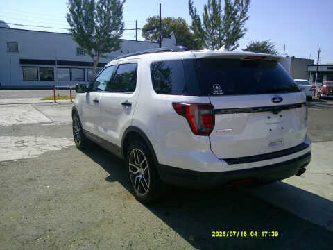 2018 Ford Explorer Sport