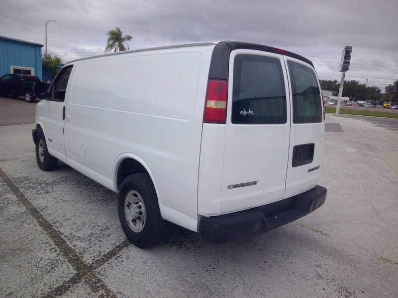 2005 Chevrolet Express 2500