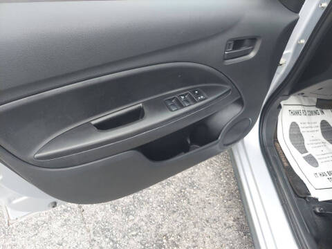 2021 Mitsubishi Mirage ES