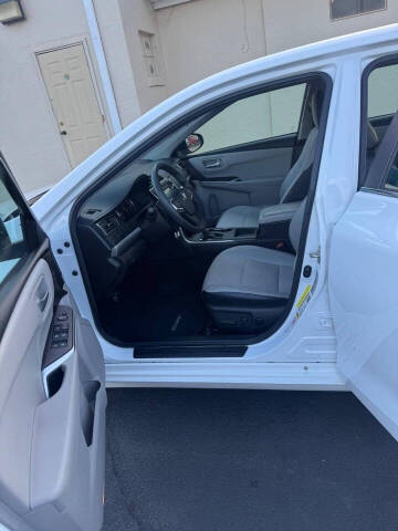 2017 Toyota Camry SE