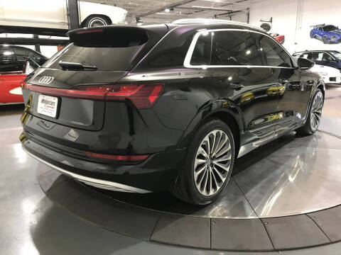 2019 Audi e-tron quattro Prestige