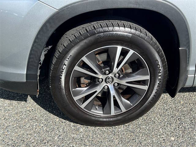 2017 Toyota Highlander LE Plus