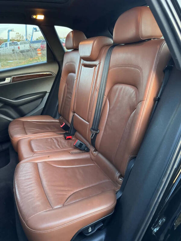 2012 Audi Q5 2.0T quattro Premium Plus