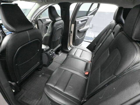 2023 Volvo XC40 B5 Core