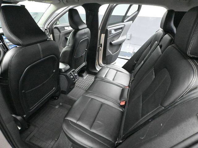 2023 Volvo XC40 B5 Core