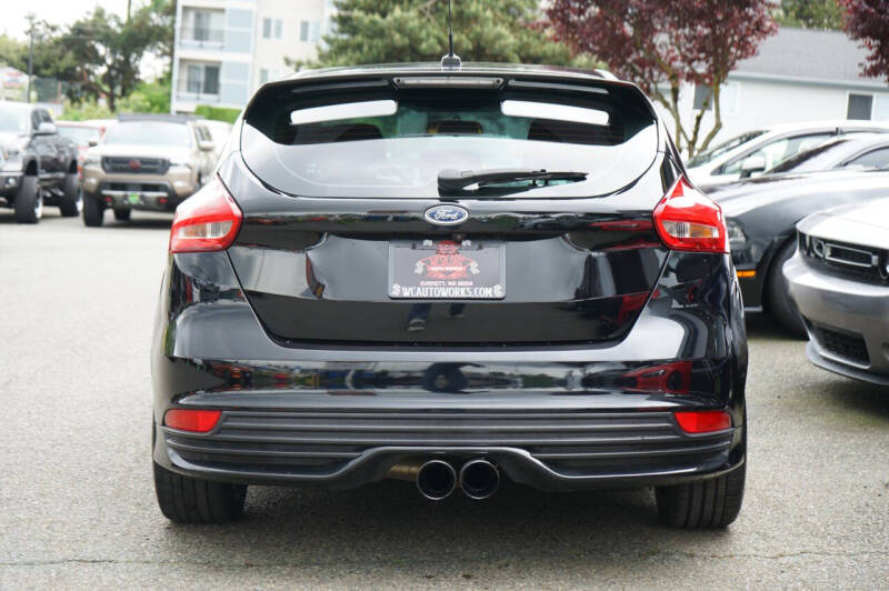 2018 Ford Focus ST