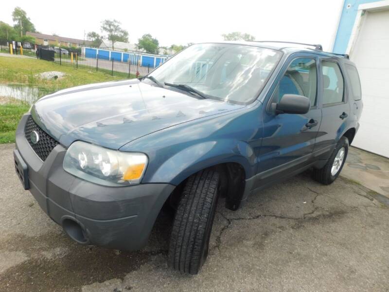 2005 Ford Escape for sale at Safeway Auto Sales in Indianapolis IN