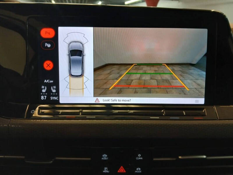 2024 Volkswagen Golf GTI Autobahn