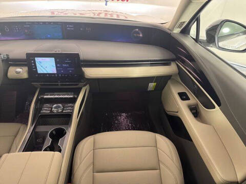 2025 Lincoln Nautilus Hybrid Premiere