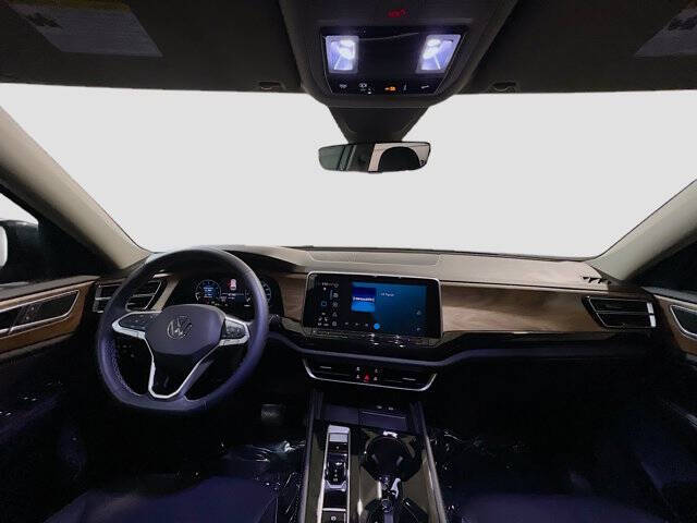 2024 Volkswagen Atlas SE