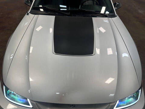 2001 Ford Mustang SVT Cobra