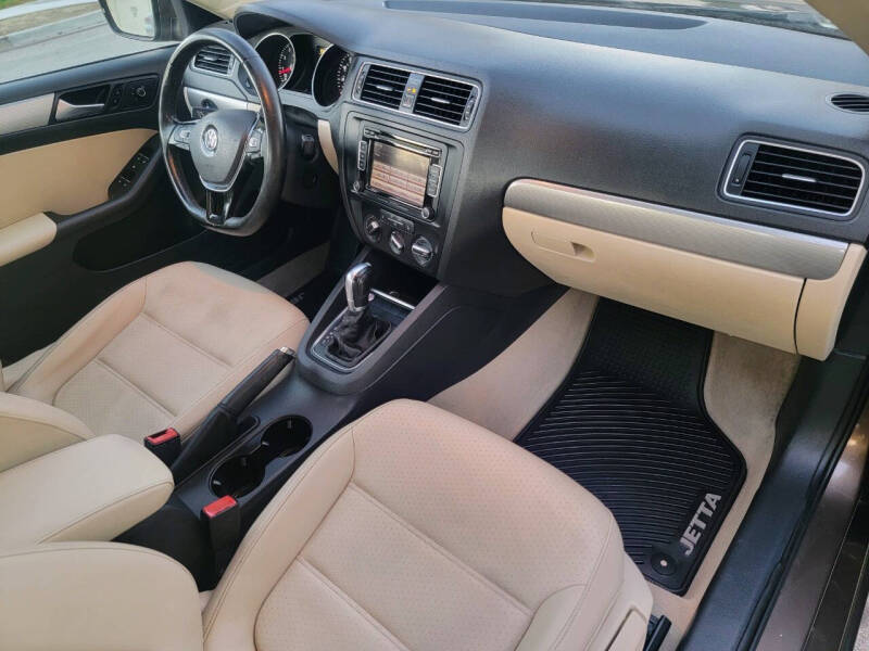 2015 Volkswagen Jetta SE