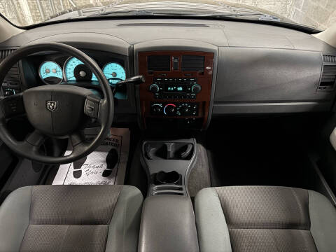 2005 Dodge Dakota SLT