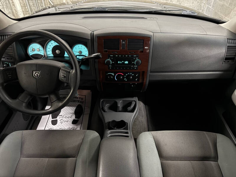 2005 Dodge Dakota SLT