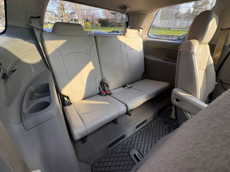 2016 GMC Acadia SLT-1