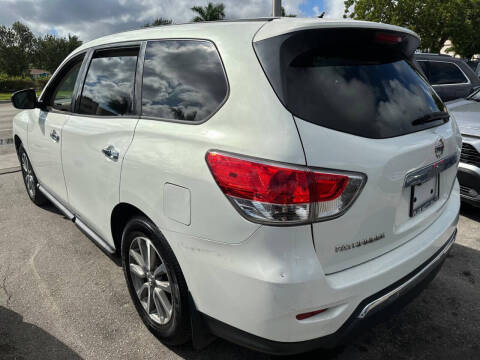 2014 Nissan Pathfinder S