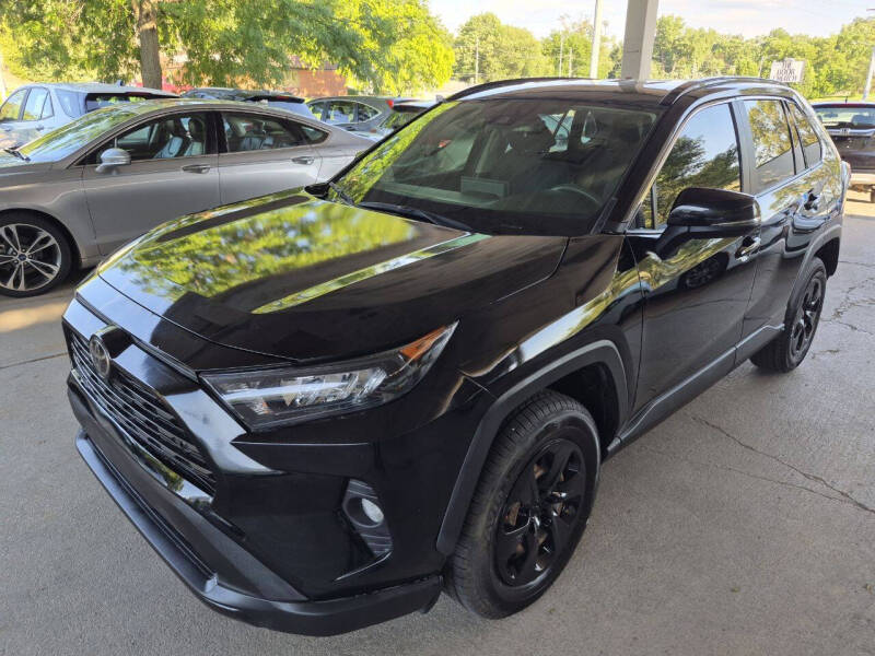 2019 Toyota RAV4 LE