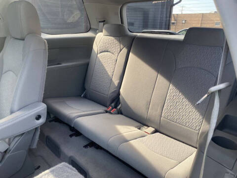 2015 GMC Acadia SLE-2